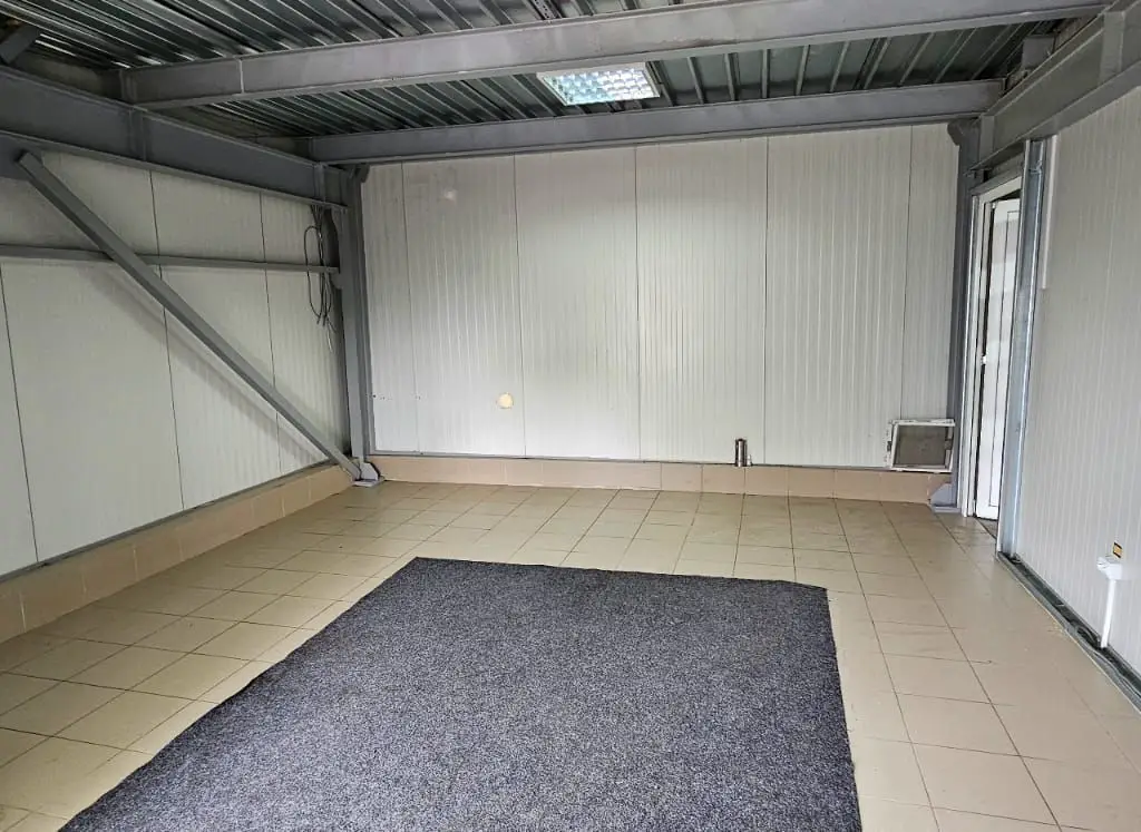 Vânzare - hală 200 mp - Strada Unirii, Galați, langa Shopping City