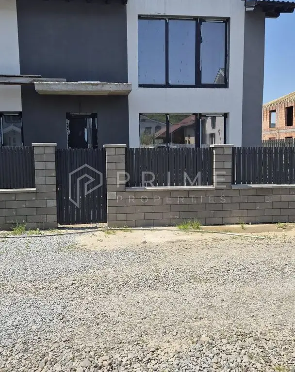 Construcție nouă, zonă liniștită – case 3 dormitoare, teren 250 mp