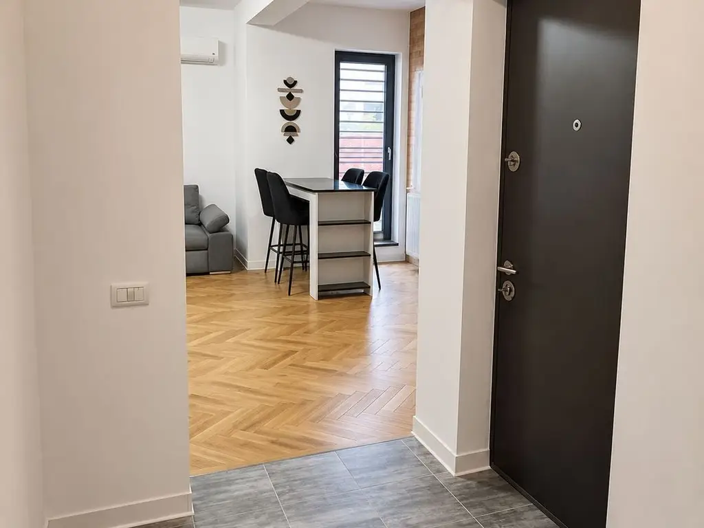 Apartament 2 camere, bloc nou, prima închiriere, 2 locuri de parcare