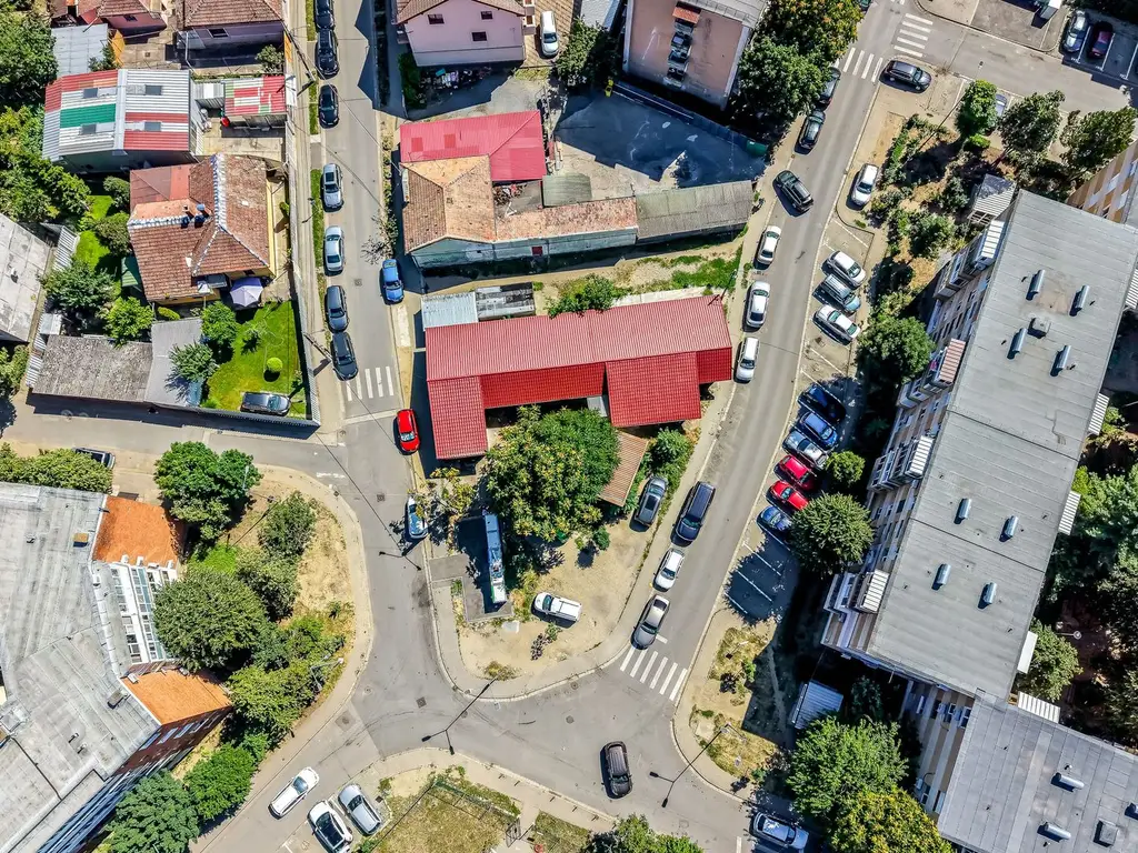 Casă individuală cu potențial comercial excelent in cartierul Vlaicu