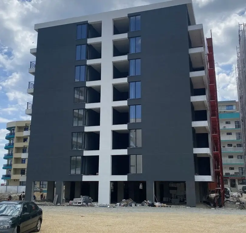 Ag. Eu. vinde Ap. 2 Cam 63 mp Et. 1 Constanta-Mamaia Nord