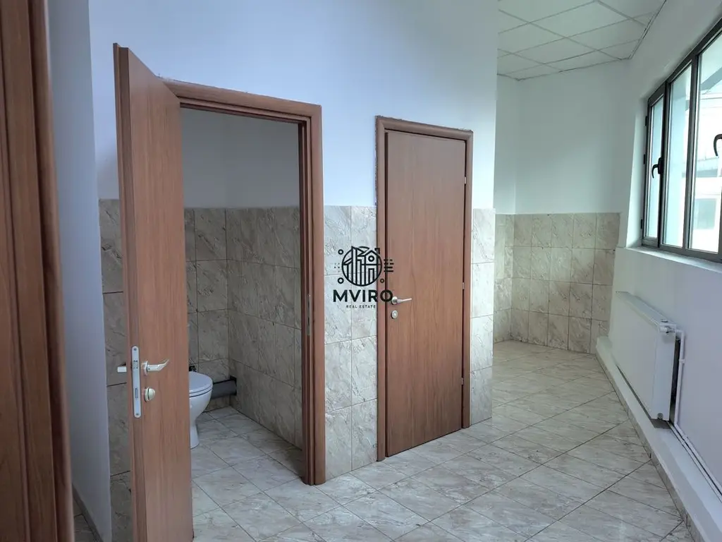 Spatiu comercial / birouri de 500 m2 - Open space de inchiriat la parter