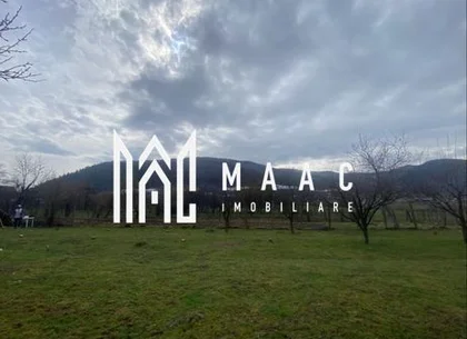 Teren 400 mp în Poplaca | Priveliște frumoasă și zonă de case