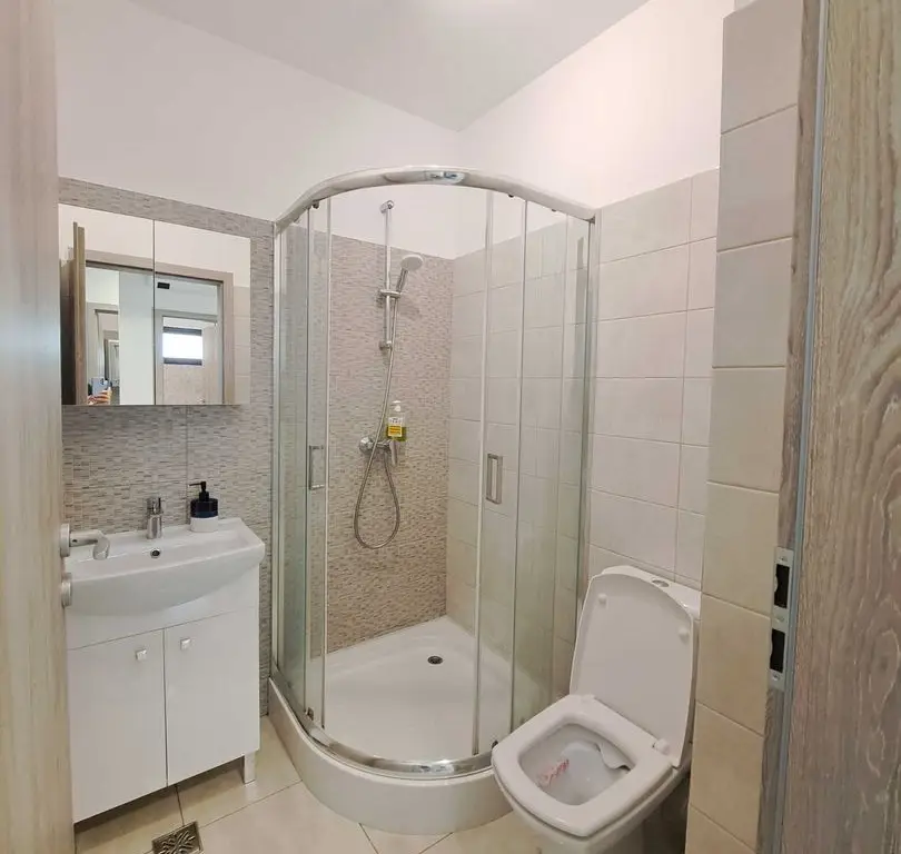 Proprietar vand ap 3 camere+parcare Titan/Nicolae Grigorescu/Parc IOR