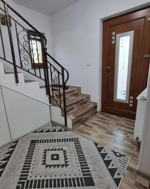Vila Belvedere Iași, 190mp utili și 600mp teren.Proprietar.