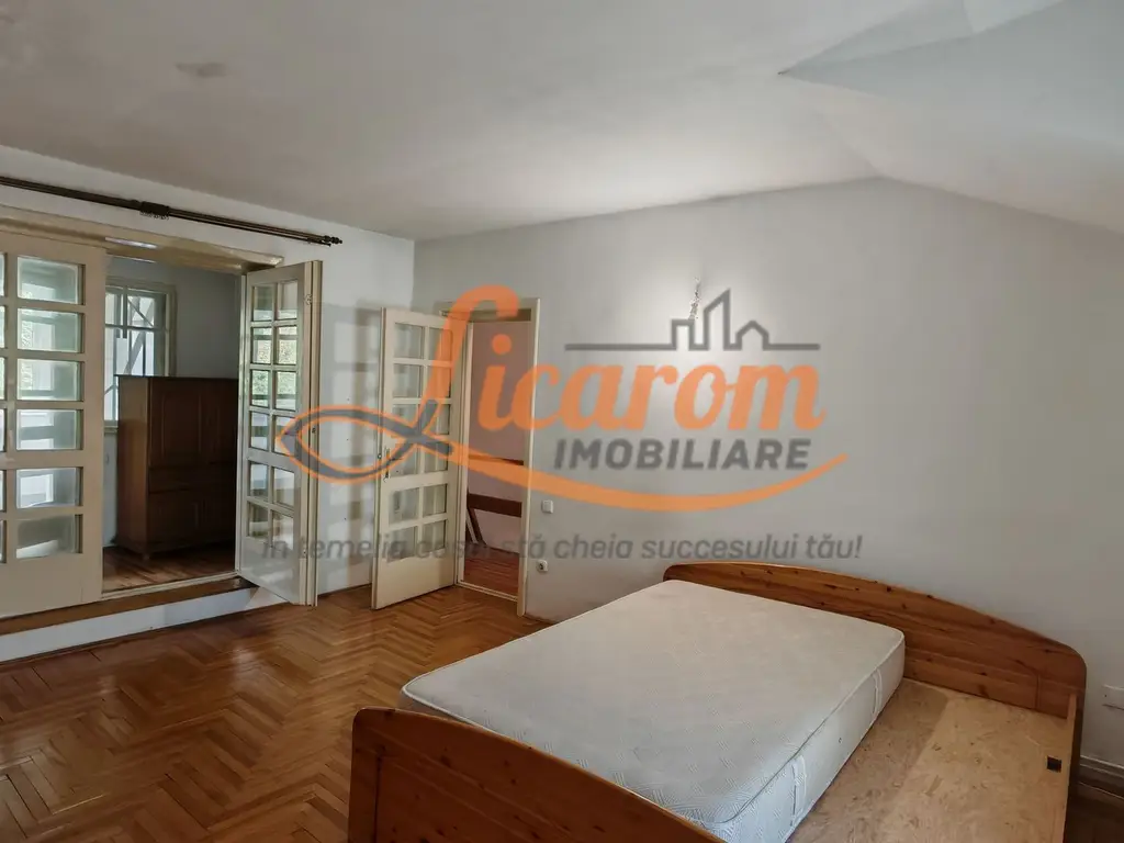 Casa PRETABILA DESTINATIE COMERCIALA,Brasovul Vechi,P+E, 3 cam