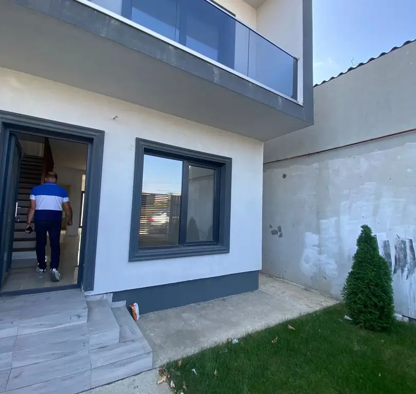 Duplex de vânzare 110 MP An. 2023 in Com Lumina Constanta