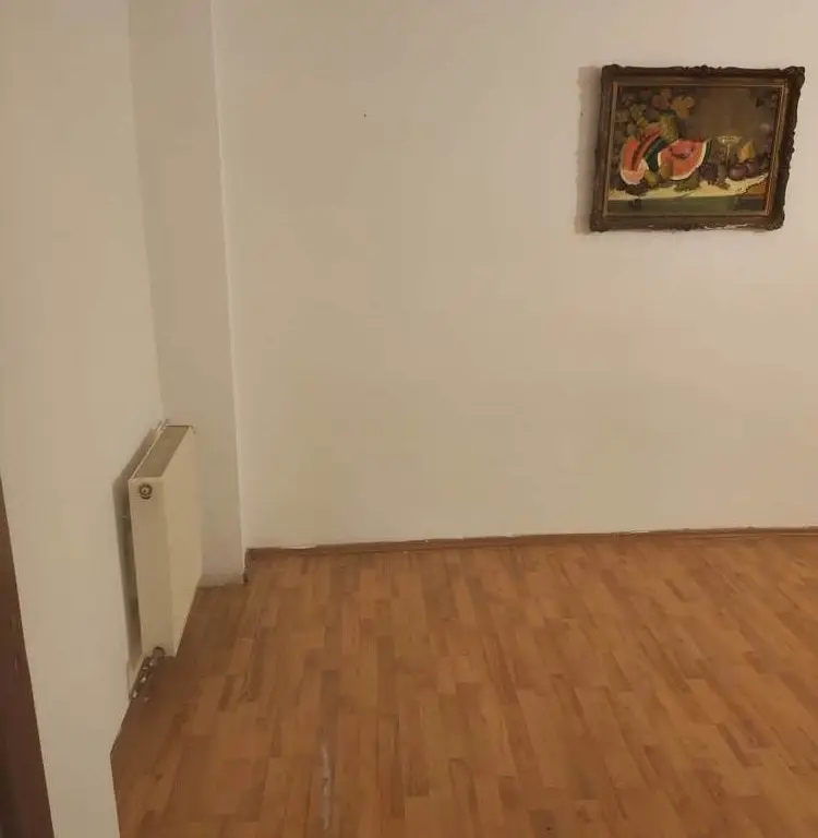 Vând casă vilă renovabilă Băneasa