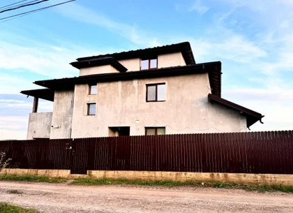 Vand vila Breazu,persoana fizica