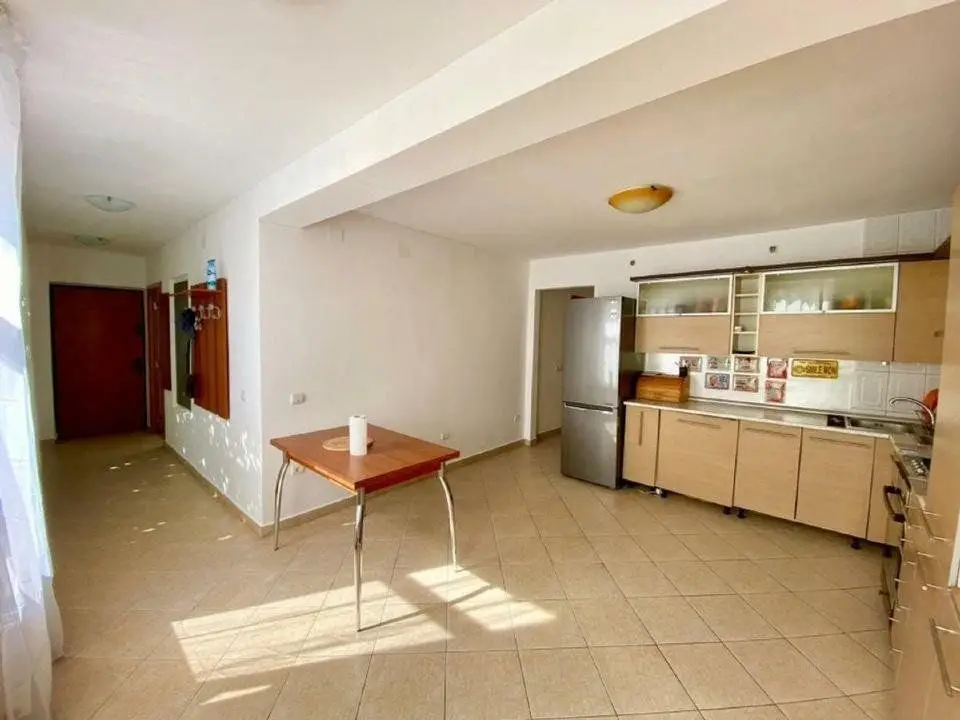 Vila luminoasa Crangasi/ Giulesti, 245 MP construiti, utilitati, 340000 EUR