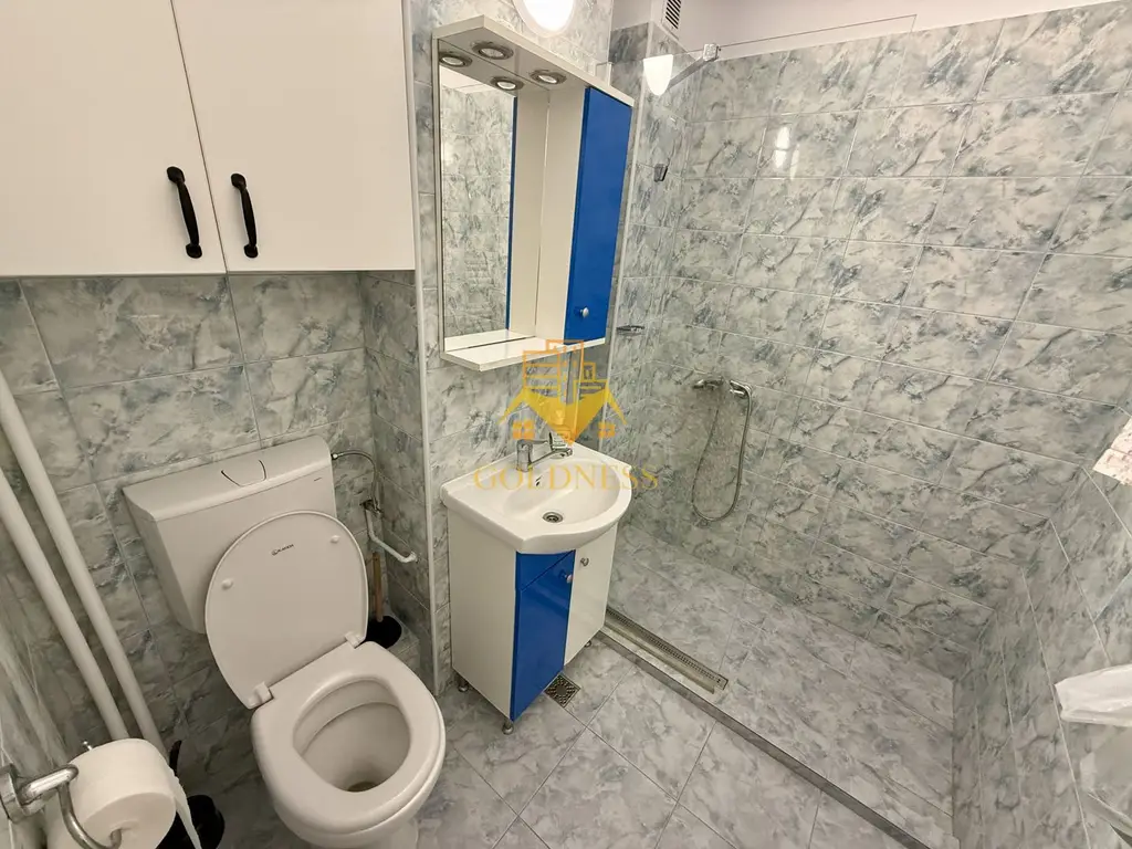 Garsoniera moderna, Baza Sportiva "La terenuri", Manastur, McDonalds