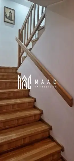 Casa 8 camere | 308mpu | 2 Apartamente | Selimbar
