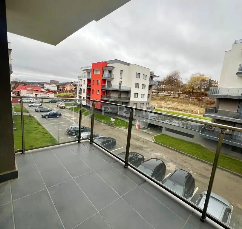 Apartament modern cu 3 camere, bloc nou cu lift și parcare privată