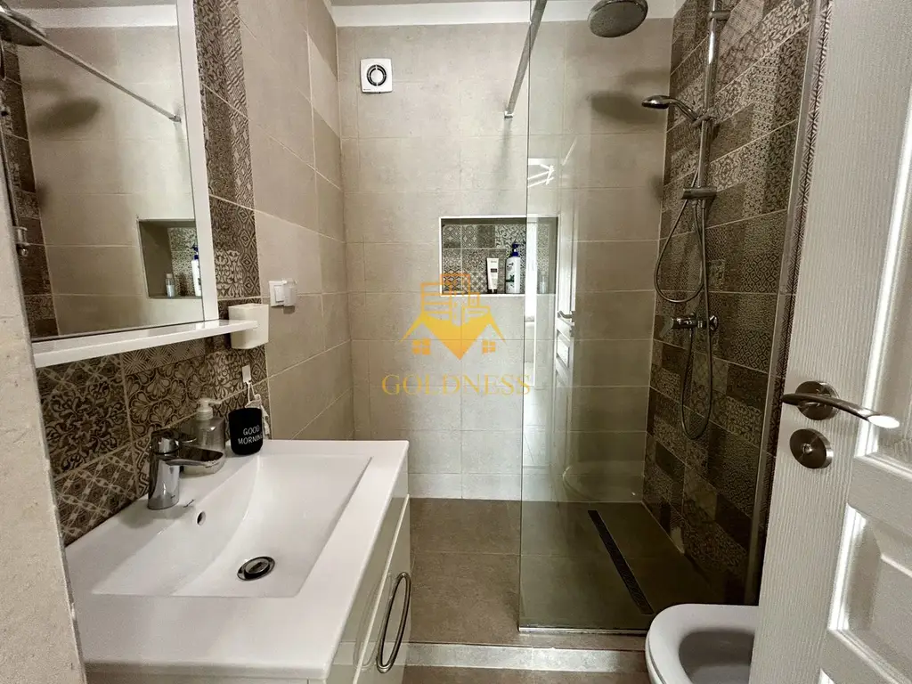 2 Camere decomandate,Parcare,Andrei Muresanu,Calea turzii,Terasa,Lux