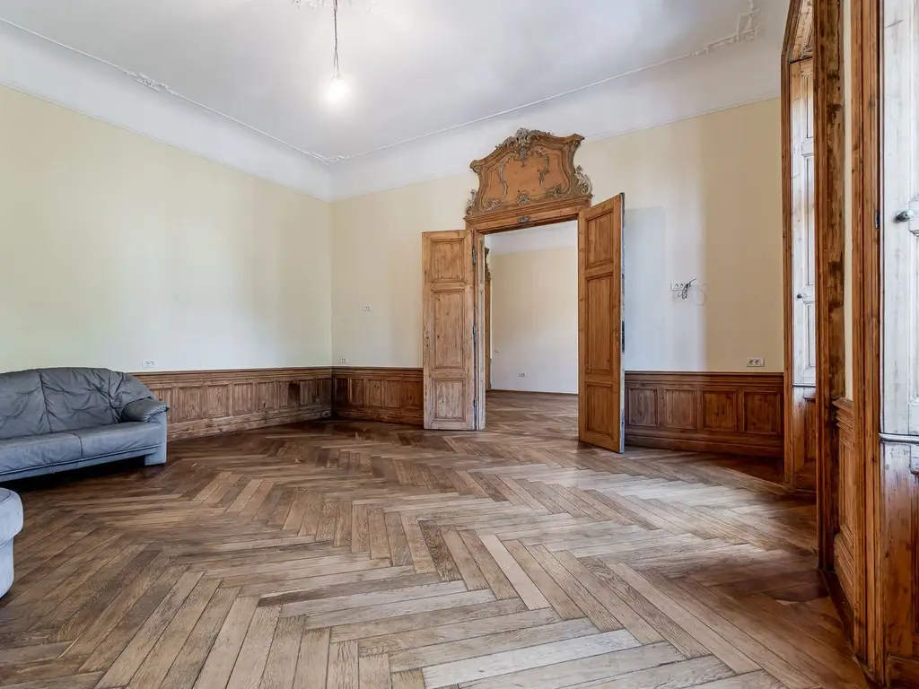 Apartament istoric pe Bulevardul Revoluției