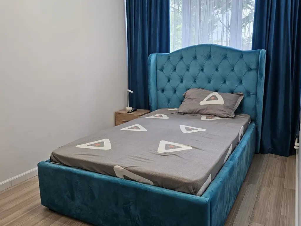 Inchiriez apartament 3 camere – Tiglina 3, etaj 1, mobilat si utilat