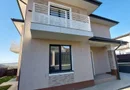 Ag BRASADAS vinde Casa P+1 in MIROSLAVA.