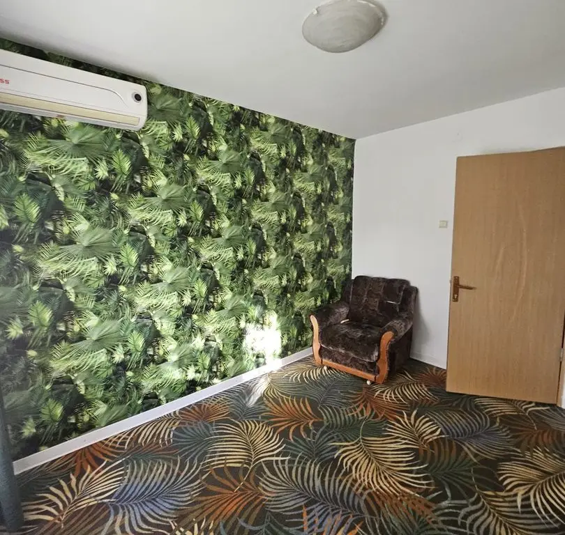 INCHIRIERE APARTAMENT 4 CAMERE | PARTER