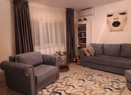 Vand apartament zona Razoare (mobilat, utilat premium)