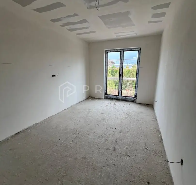 Casă nouă tip duplex izolat fonic în Livezeni