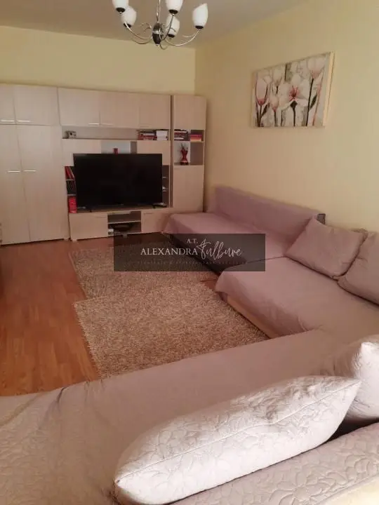 Apartament 2 camere decomandat, mobilat si utilat l Su 56 mp l Porii