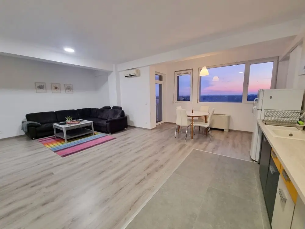 Vand apartament 2 camere 77mp calea Torontalului