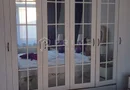 Casa perfectă pentru familie – curte, foișor cu grătar și garaj triplu