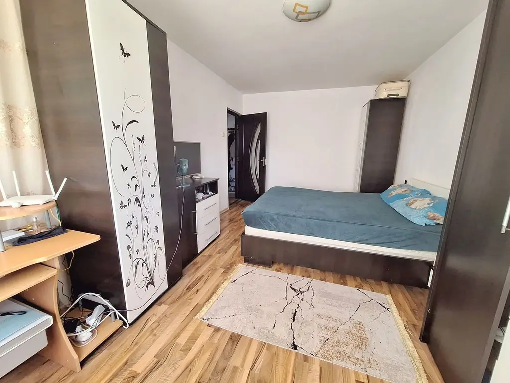 Apartament 2 camere de închiriat - Micro 17 - Mobilat - 350 Euro