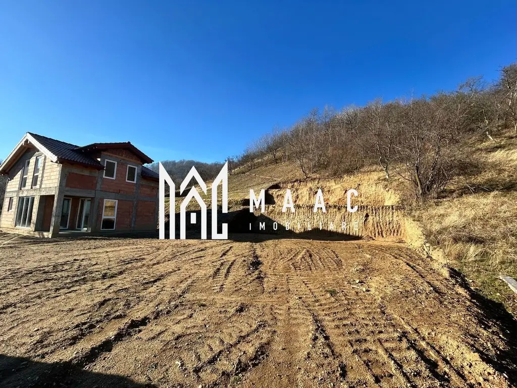 Teren intravilan 1.640 mp | Deschidere 17ml | Utilități | Cisnădioara