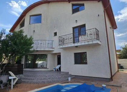 Glina vila noua 6 camere cu piscina