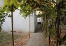 Vand casă cu teren.