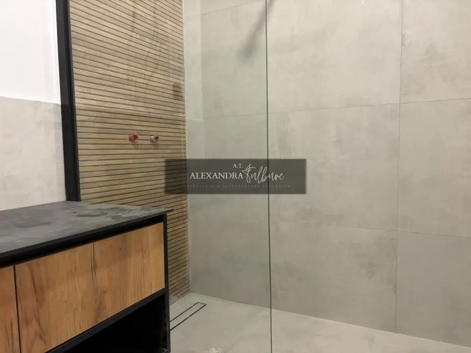 Apartament 2 camere, terasa, etaj intermediar, garaj, Eroilor