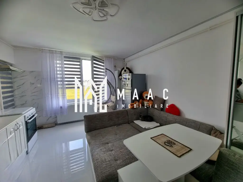 Apartament 3 camere | Balcon | Parțial mobilat | Doamna Stanca