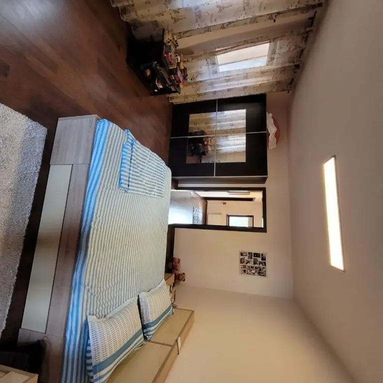Cotroceni! Vand 530.000 Eur / Inchiriez 1450 eur, vila singur curte.