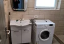 Casă de închiriat 3 camere + grădină, 2 locuri de parcare,