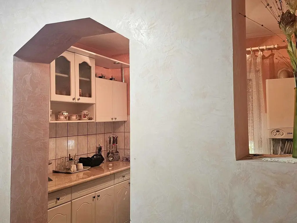 BRASADAS vinde ap 2 cam RENOVAT la PARTER in Micro 16.