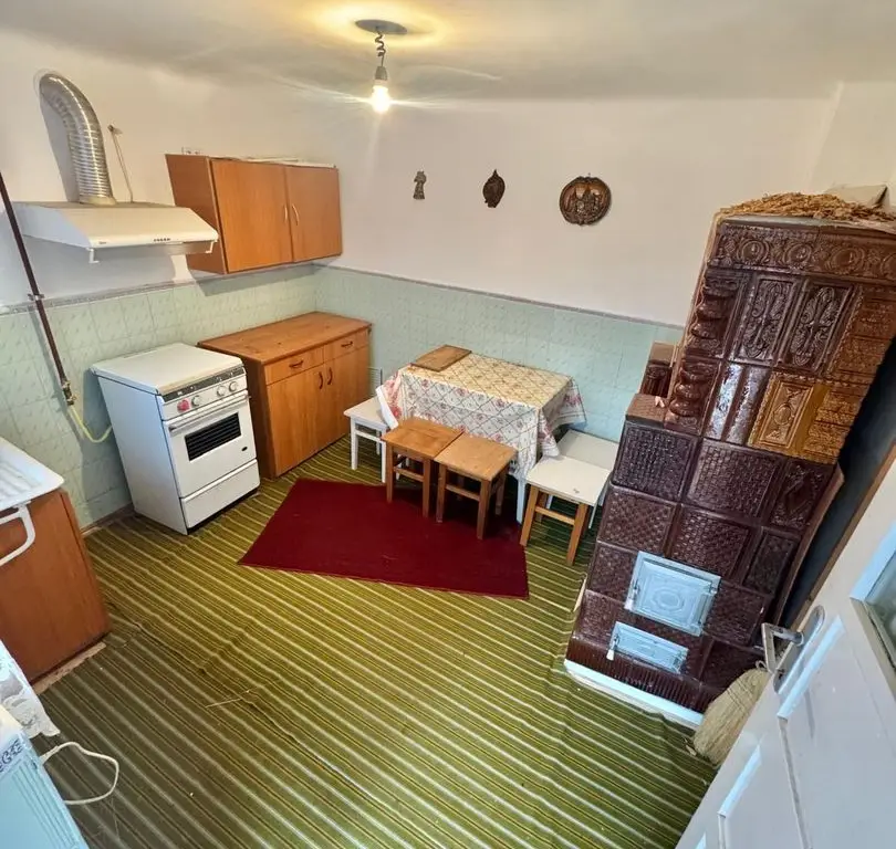Casă de vânzare zona Str. Gheorghe Doja, 3 camere