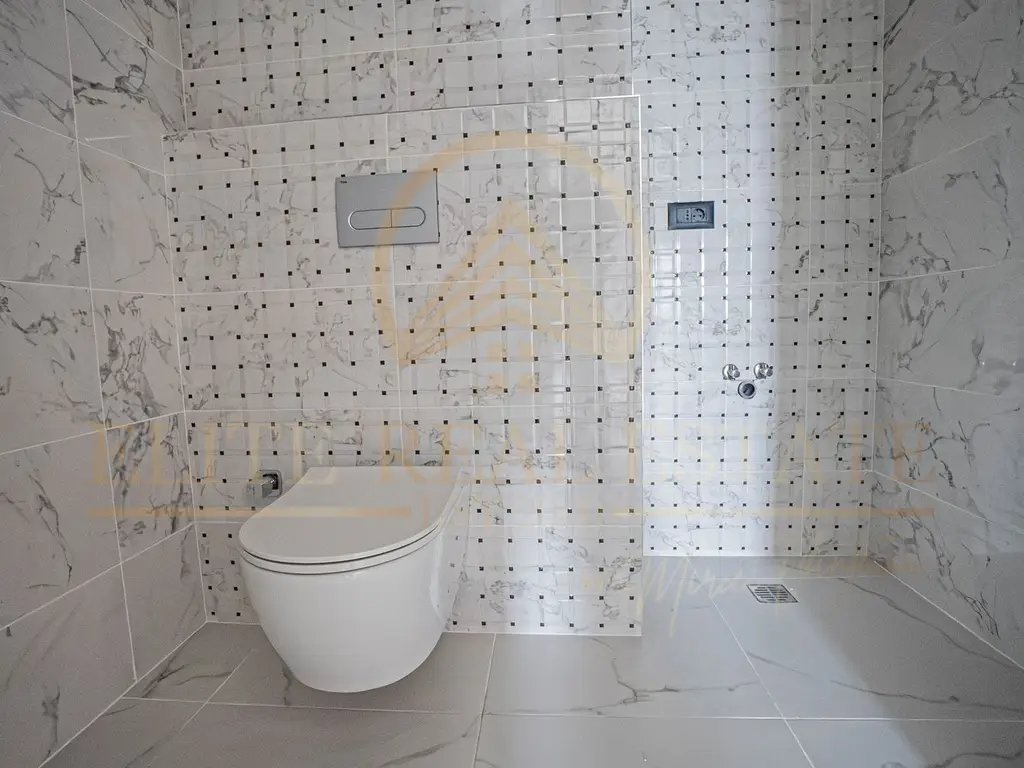 Tomis Plus - Celine Elegance - Vânzare apartament cu 4 camere, etaj 6.