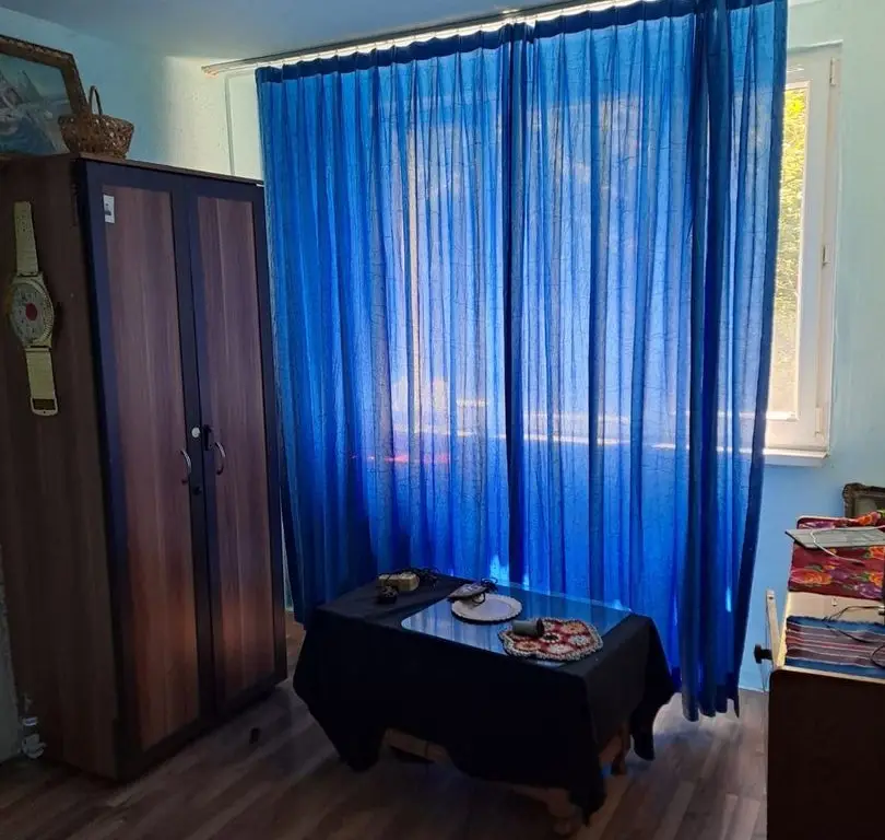 Vand ap 4 decomandat Sector 4 Straja -Drumul Gazarului-Bd. Brancoveanu