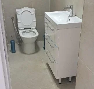 BRASADAS închiriază sp com 35mp zona UNIRII