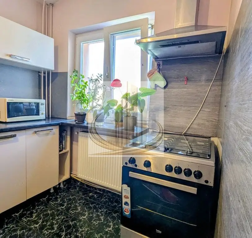 2 camere Girocului, etaj 3, renovat ideal investiție