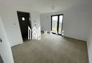 Casa de închiriat | 9 camere | 260mp utili | Sacel