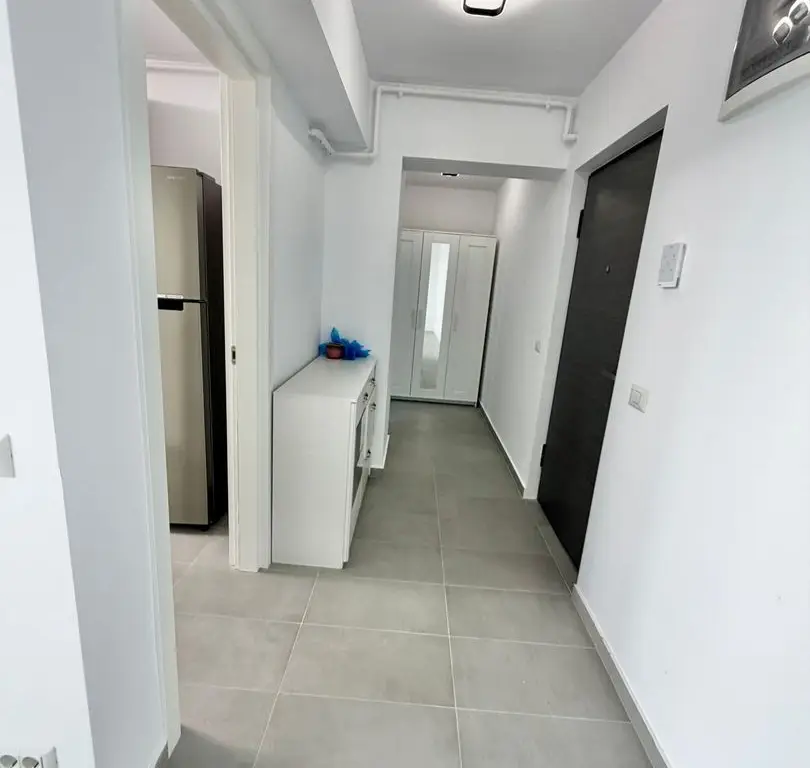 Garsoniera complet mobilata - bd. Timisoara 101N - loc parcare