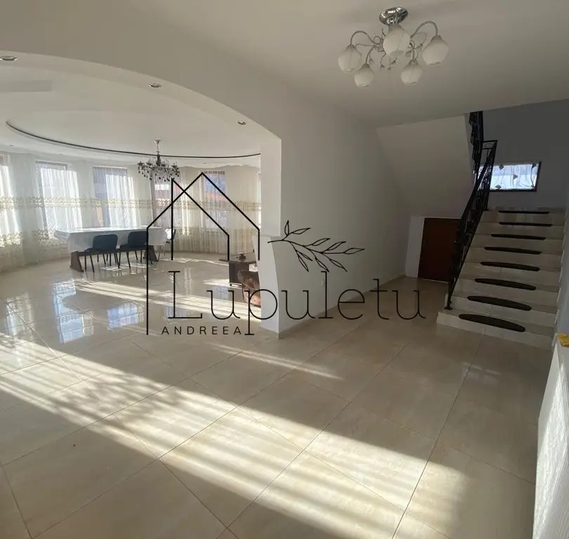 VILĂ PREMIUM DE VÂNZARE | STRADĂ PRIVATĂ | 5 CAMERE | Rasinari