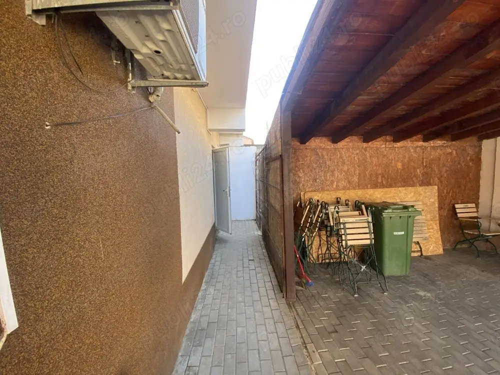 Spatiu comercial de vanzare 53mp cu teren 150mp Bucuresti sector 4