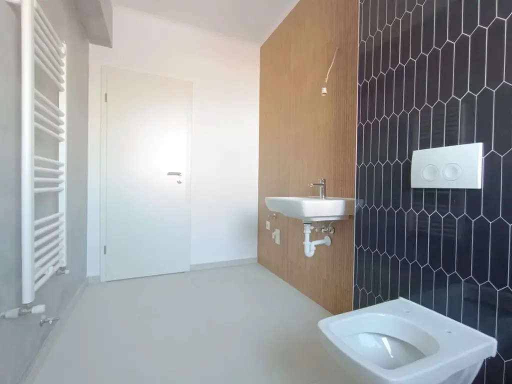 Oferim spre vanzare apartament 2 camere modern cu pereti retractabili