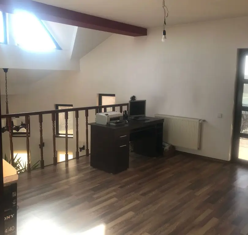 Vanzare vila 300mp,D+P+E+M,Iasi Belvedere-Rond Vechi,teren 550 mp