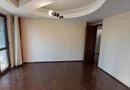 Vînzarea apartament 4 camere