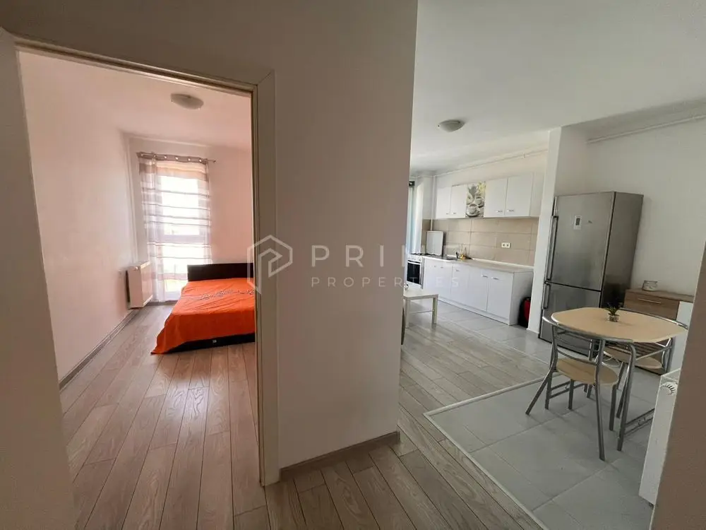 DE ÎNCHIRIAT: Apartament modern cu o cameră și parcare | Maurer