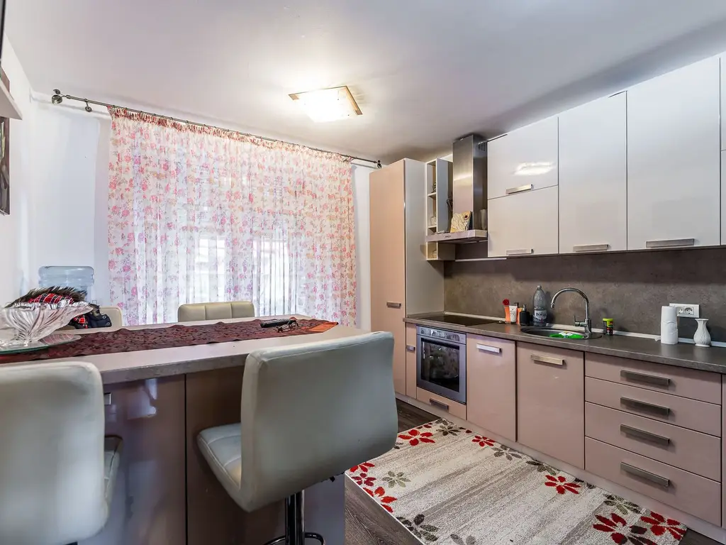 Casă gata de mutat în Westfield | 387 mp teren | curte + anexe